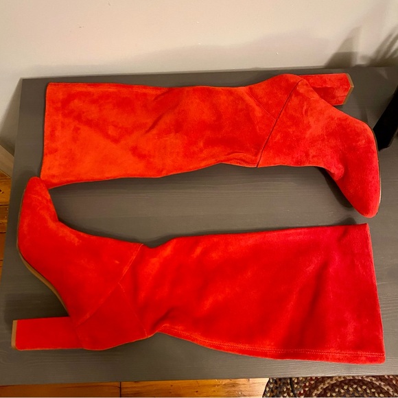 Banana Republic Tall Suede Slouchy Boot Hot Red Heeled Shoes Women's 8.5 US - Picture 2 of 10